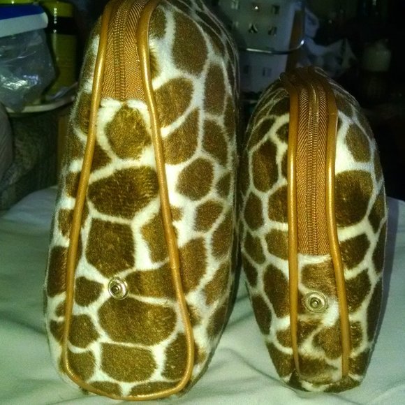 Vintage 2 Pcs Giraffe Animal Print Fury Fashion Fun Sexy Cosmetic Makeup Bags - Picture 2 of 13